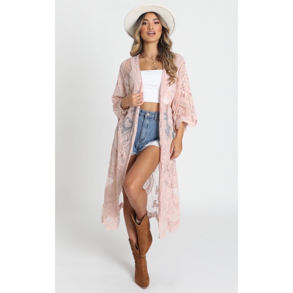 Blush Pink Scalloped Sheer Mesh Lace Boho Kimono - Picture 4 of 4